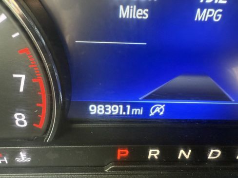 Used 2020 Ford Explorer XLT w/ Equipment Group 202A image 26