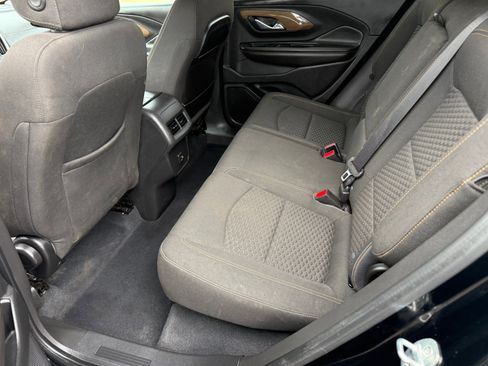 Used 2020 GMC Terrain SLE image 10