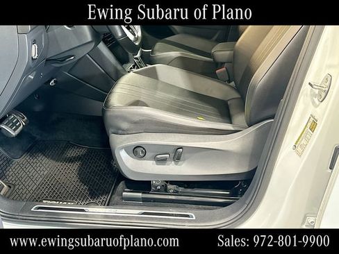 Used 2023 Volkswagen Tiguan SE R-Line FWD image 19