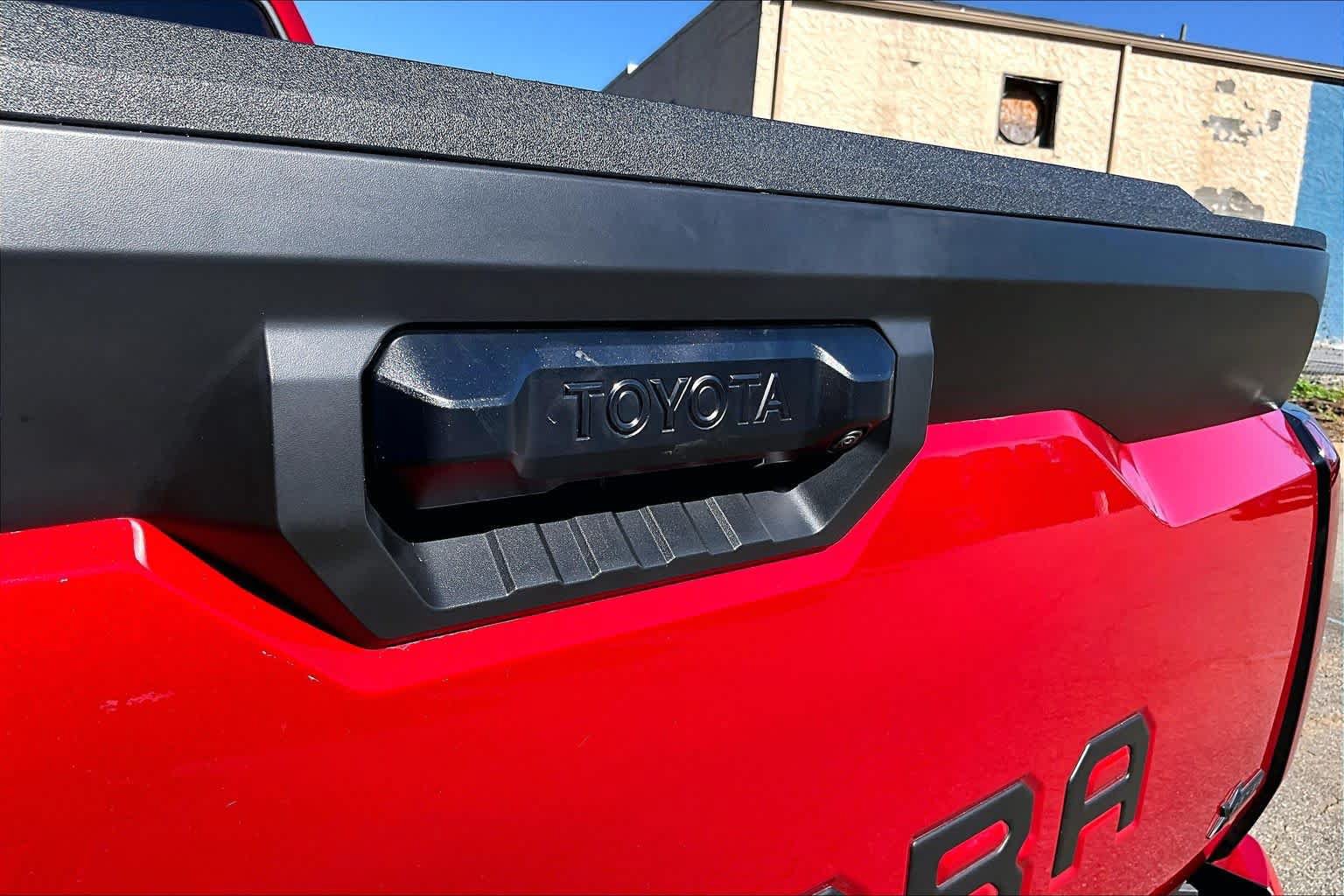 Certified 2026 Toyota Tundra SR5 AWD/4WD image 31