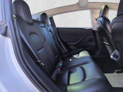 Used 2020 Tesla Model 3 Long Range image 21