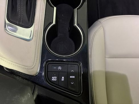 Used 2024 Cadillac CT4 Luxury w/ LPO, Radiant Package AWD/4WD image 33