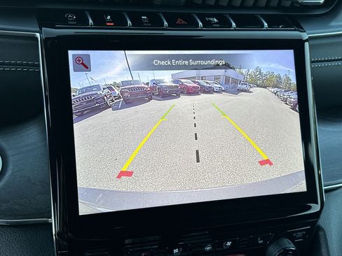 New 2025 Jeep Grand Cherokee L Overland w/ Luxury Tech Group IV AWD/4WD image 36