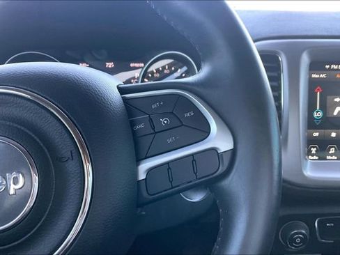 Used 2018 Jeep Compass Latitude w/ Popular Equipment Group AWD/4WD image 21