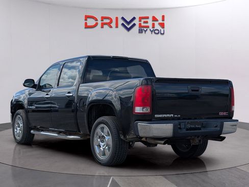 Used 2009 GMC Sierra 1500 SLE w/ Regional Value Package image 3
