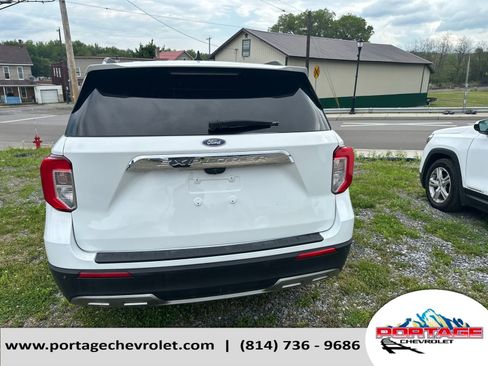 Used 2022 Ford Explorer XLT w/ Equipment Group 202A AWD/4WD image 4