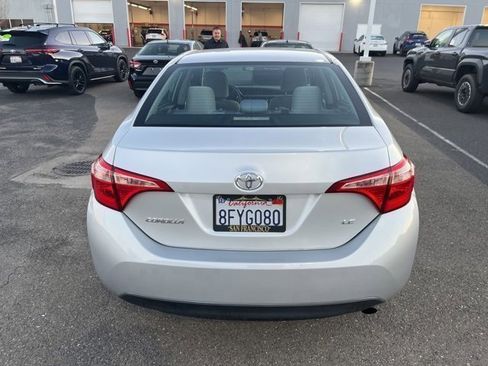 Used 2019 Toyota Corolla LE image 6