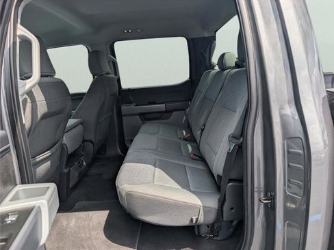 Used 2025 Ford F150 XLT w/ Equipment Group 301A Standard RWD image 22