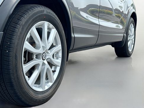 Used 2022 Nissan Rogue Sport SV w/ Technology Package AWD/4WD image 17