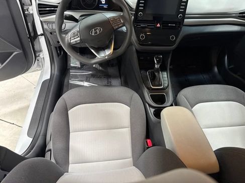 Used 2020 Hyundai Ioniq Blue FWD image 17