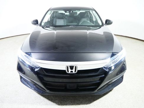 Used 2018 Honda Accord LX image 2