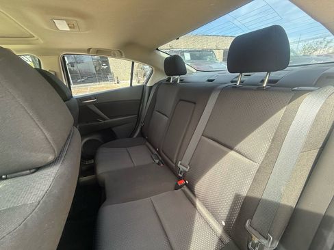 Used 2010 MAZDA MAZDA3 i Touring image 13