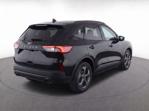 Used 2023 Ford Escape ST-Line AWD/4WD image 4