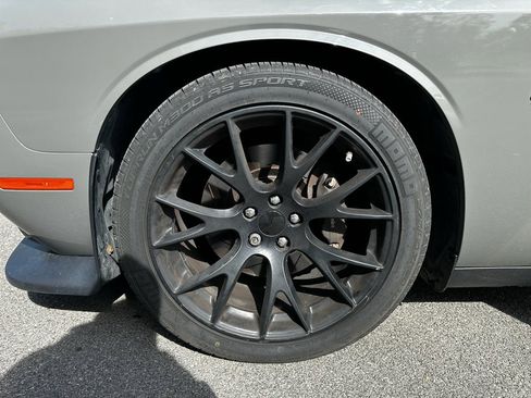 Used 2019 Dodge Challenger R/T Scat Pack w/ Driver Convenience Group RWD image 31