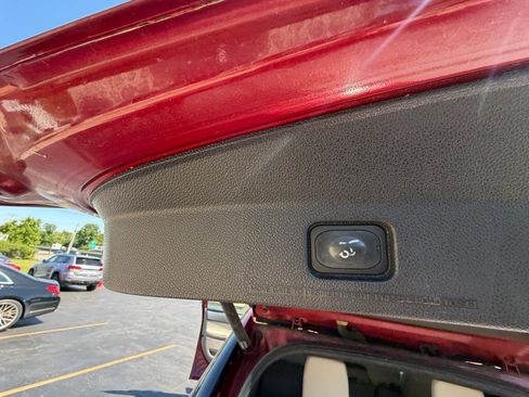 Used 2014 Ford Explorer XLT w/ Equipment Group 202A AWD/4WD image 35