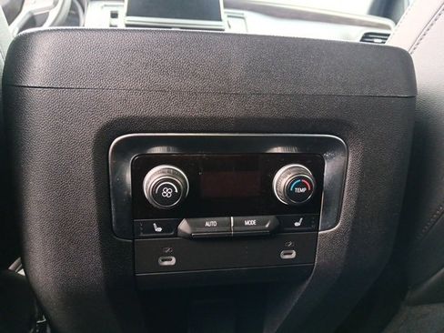 Used 2024 Chevrolet Tahoe LT w/ Luxury Package image 20