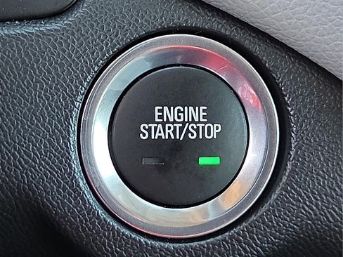 Used 2024 Chevrolet Equinox LT image 22