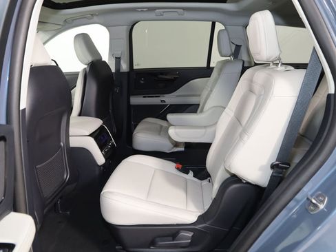 Used 2025 Lincoln Aviator Reserve w/ Illumination Package AWD/4WD image 53