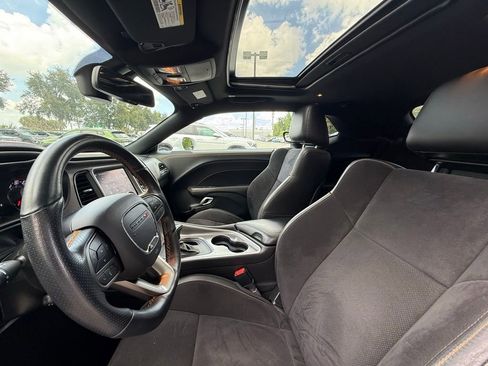 Used 2022 Dodge Challenger GT w/ Plus Package RWD image 18