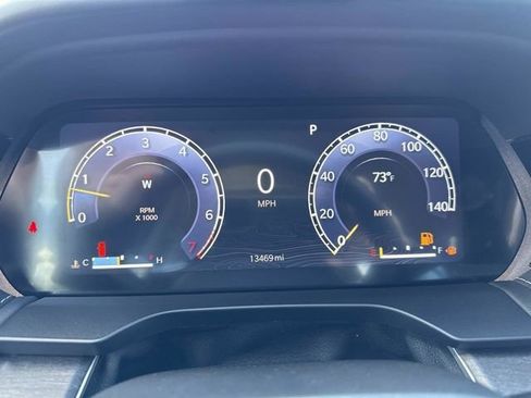 Used 2023 Jeep Grand Cherokee Limited w/ Luxury Tech Group II AWD/4WD image 30
