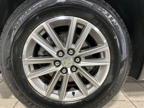 Certified 2023 Chevrolet Traverse LT image 21