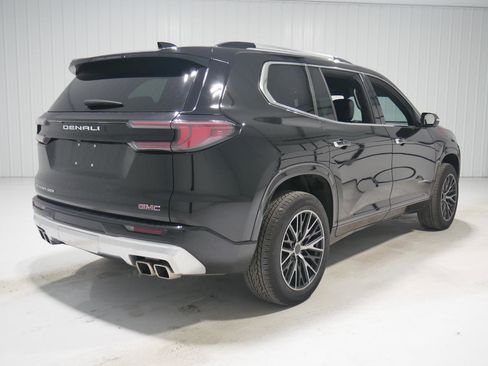 Used 2024 GMC Acadia Denali image 5