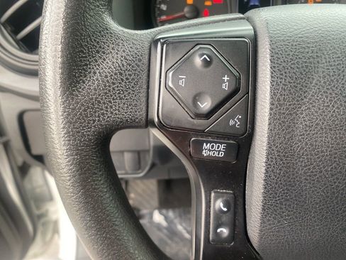 Used 2022 Toyota Tacoma SR w/ SR Convenience Package image 13