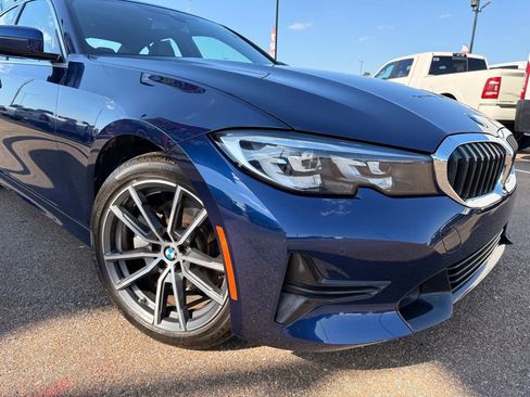 Used 2020 BMW 330i Sedan w/ Driving Assistance Package RWD image 10