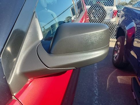Used 2018 Ford Explorer XLT FWD image 6