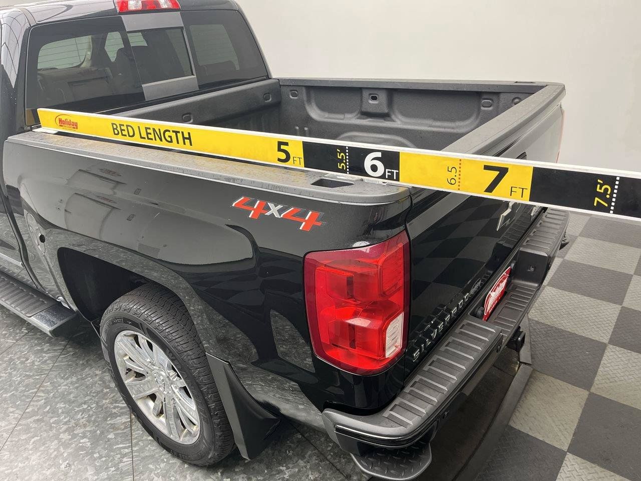 Used 2018 Chevrolet Silverado 1500 High Country w/ LPO, Protection Package AWD/4WD image 32