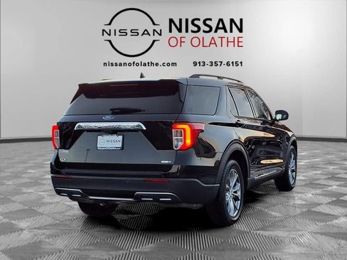 Used 2020 Ford Explorer XLT w/ Equipment Group 202A image 30