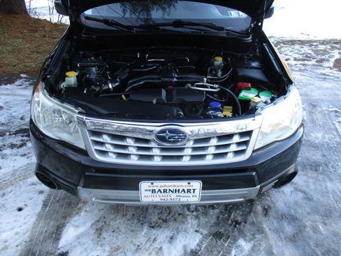 Used 2011 Subaru Forester 2.5X Premium image 7
