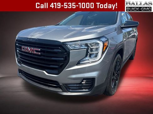 Certified 2023 GMC Terrain SLE w/ Driver Convenience Package FWD image 1