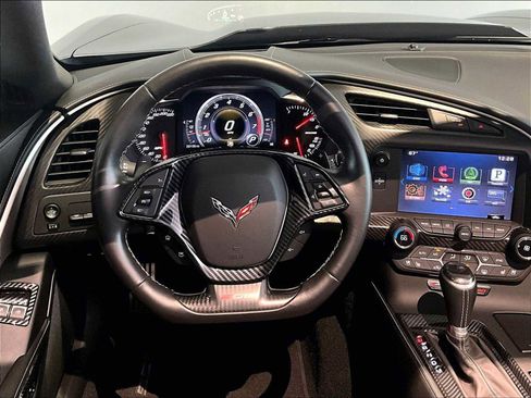 Used 2015 Chevrolet Corvette Z06 w/ 2LZ Preferred Equipment Group image 16