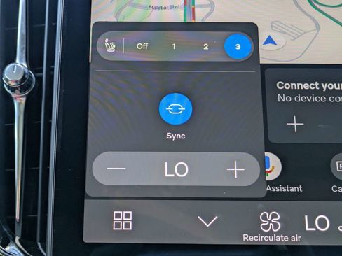 New 2026 Volvo XC60 B5 Plus w/ Protection Package Premier image 28