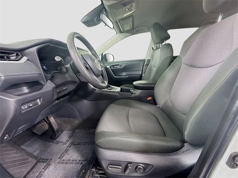 Certified 2025 Toyota RAV4 XLE image 19