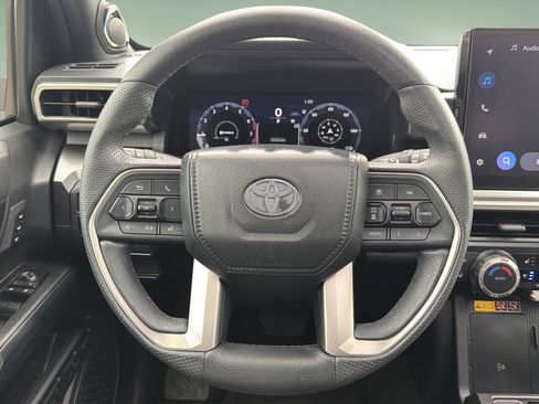 Used 2026 Toyota 4Runner TRD Off-Road Premium w/ Tow Technology Package AWD/4WD image 9