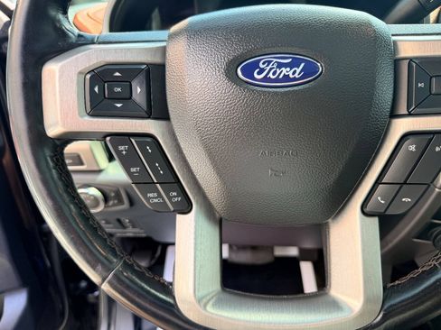 Used 2022 Ford F450 Platinum AWD/4WD image 26