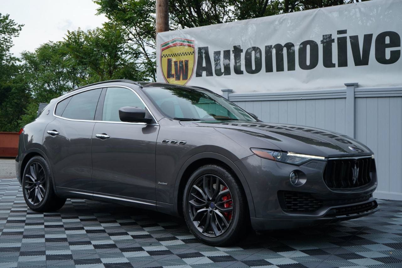 Used 2018 Maserati Levante S GranSport AWD/4WD image 3