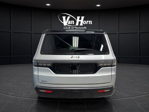 New 2026 Jeep Grand Wagoneer 4WD image 4