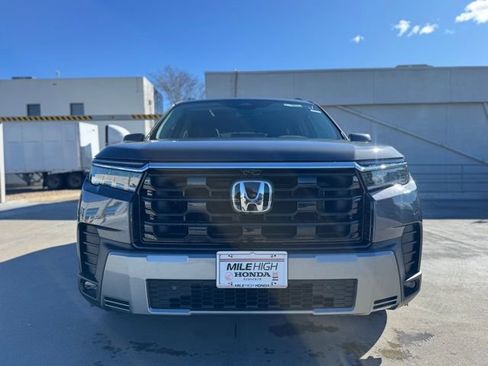 New 2026 Honda Pilot Touring image 4
