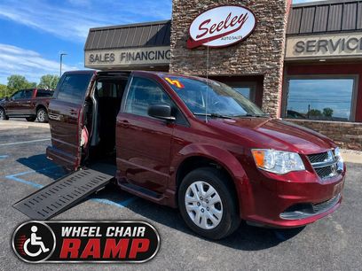 Used 2017 Dodge Grand Caravan SE w/ Power Window Group