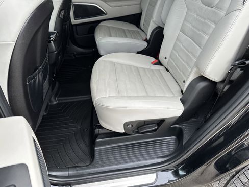 Used 2024 Kia Telluride SX Prestige image 19