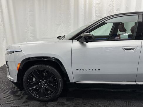 Used 2024 Jeep Wagoneer Launch Edition image 6