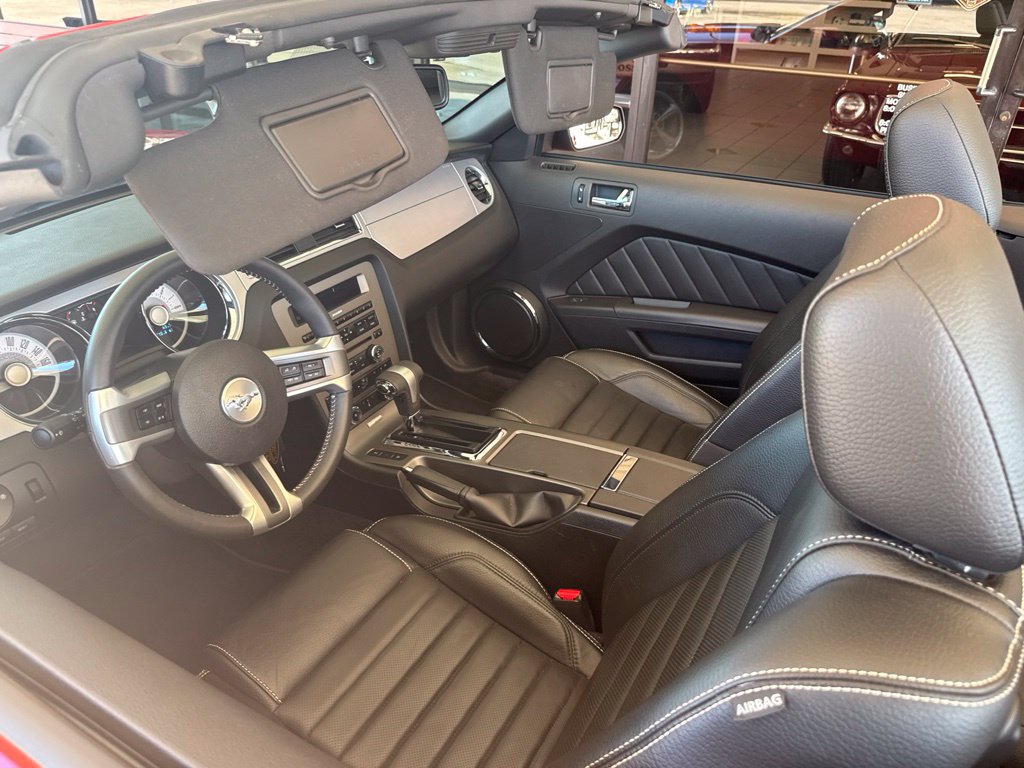 Used 2012 Ford Mustang GT Premium w/ Comfort Pkg RWD image 20