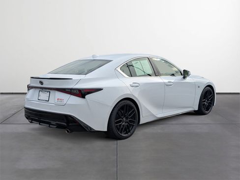 Used 2023 Lexus IS 350 F Sport image 5