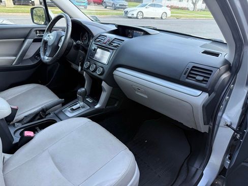 Used 2014 Subaru Forester 2.5i Limited w/ Popular Package #2 image 28