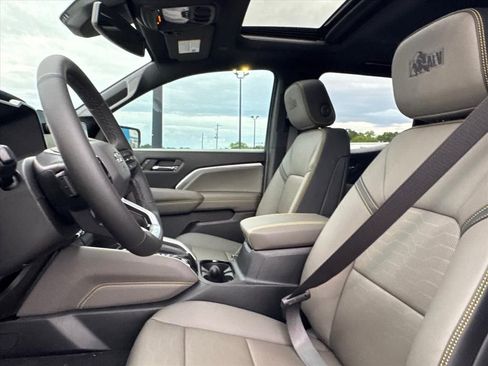 New 2026 Chevrolet Colorado ZR2 w/ ZR2 Bison Edition AWD/4WD image 13