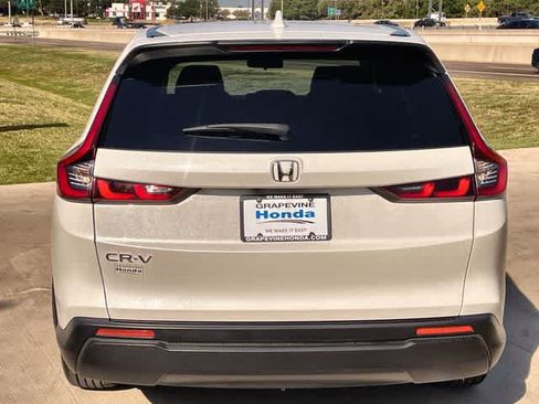Used 2026 Honda CR-V EX image 6