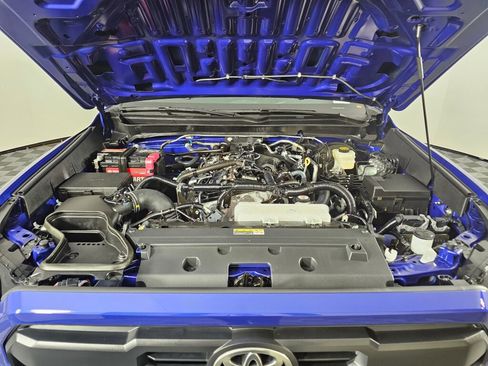 Used 2024 Toyota Tacoma TRD Off-Road w/ TRD Off Road Upgrade Package image 9